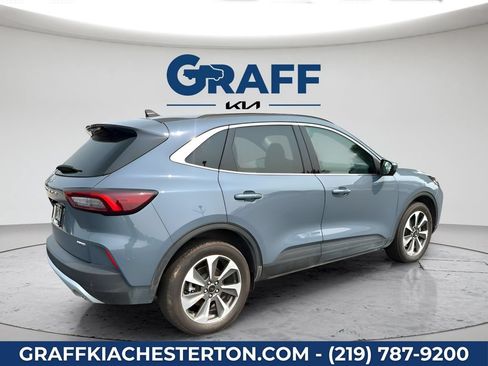 Used 2023 Ford Escape Platinum AWD/4WD image 10