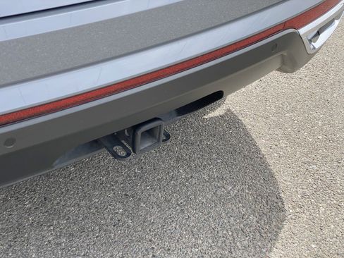 Used 2020 Volkswagen Atlas Cross Sport SEL Premium image 22