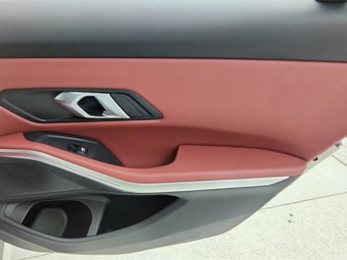 Used 2025 BMW 330i xDrive Sedan image 28