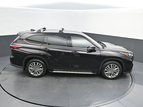 Used 2022 Toyota Highlander Platinum AWD/4WD image 35