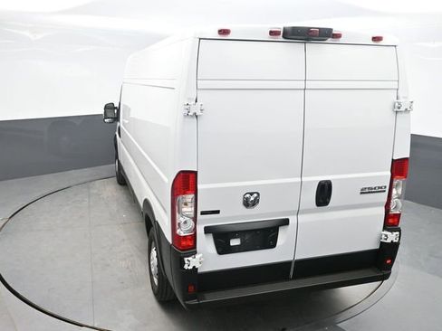 Used 2023 RAM ProMaster 2500 FWD image 24
