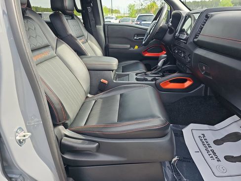 Used 2024 Nissan Frontier PRO-4X w/ Pro Premium Package image 10