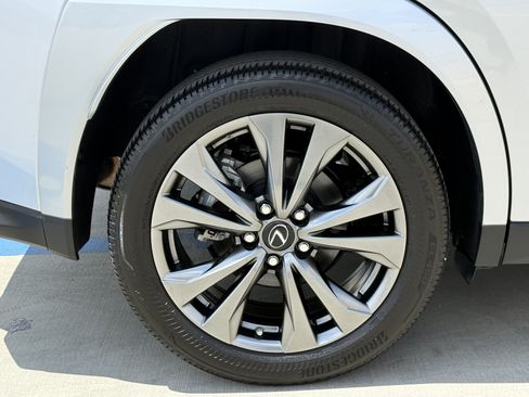 Certified 2024 Lexus UX 250h F Sport FWD image 14