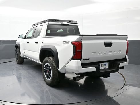 New 2024 Toyota Tacoma TRD Off-Road image 8
