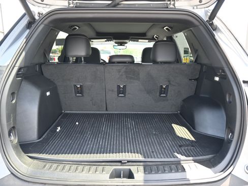 Used 2026 Chevrolet Equinox ACTIV w/ Convenience Package III FWD image 32