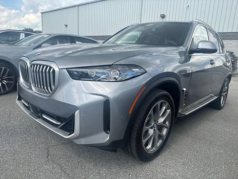 Certified 2024 BMW X5 xDrive40i w/ Premium Package AWD/4WD image 16