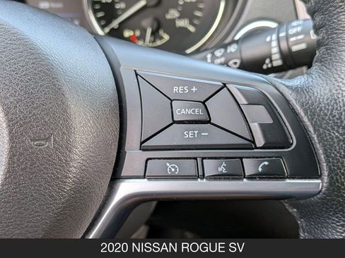 Certified 2020 Nissan Rogue SV FWD image 17
