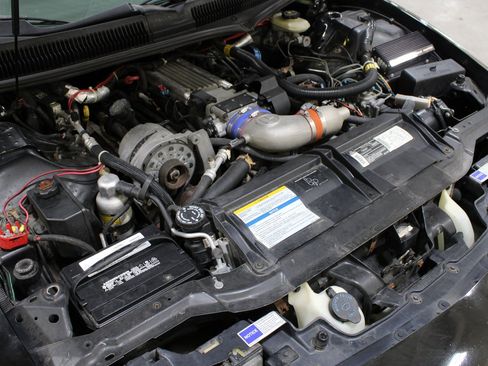 Used 1995 Chevrolet Camaro Z28 RWD image 16