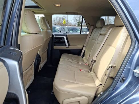 Used 2013 Toyota 4Runner Limited image 10