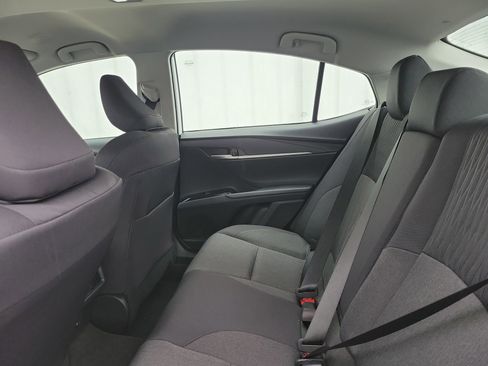 Used 2025 Toyota Camry LE image 43