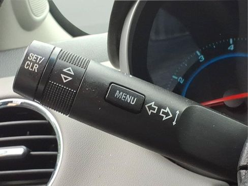 Used 2014 Chevrolet Cruze LS FWD image 23