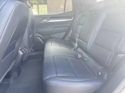 New 2026 GMC Terrain Elevation w/ Elevation Premium Package AWD/4WD image 24