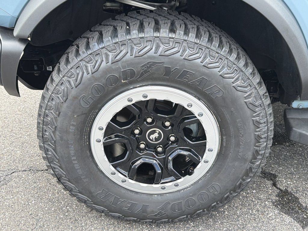 Used 2023 Ford Bronco Black Diamond w/ Sasquatch Package AWD/4WD image 11
