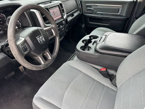 Used 2022 RAM 1500 Classic SLT w/ Electronics Group AWD/4WD image 9