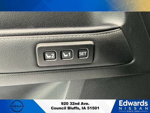 Used 2023 Toyota 4Runner Limited AWD/4WD image 22