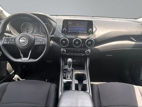 Used 2025 Nissan Sentra S FWD image 7