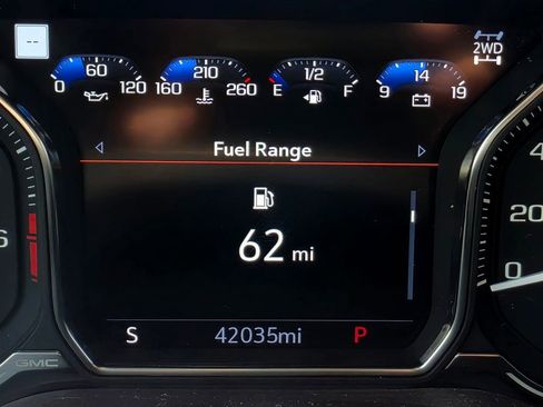 Used 2021 GMC Yukon Denali w/ Denali Premium Package AWD/4WD image 42