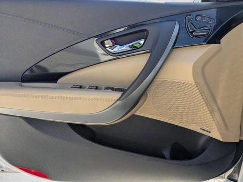 Used 2014 Hyundai Azera Limited image 8