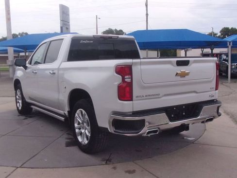 Used 2024 Chevrolet Silverado 1500 LTZ AWD/4WD image 19