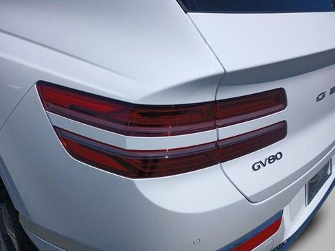 Used 2025 Genesis GV80 3.5T Prestige image 16