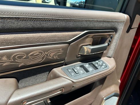 New 2026 RAM 2500 Limited AWD/4WD image 22