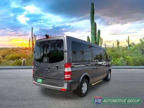 Used 2015 Mercedes-Benz Sprinter 2500 image 9
