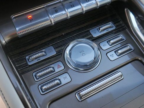 Used 2024 Lincoln Nautilus Black Label image 30