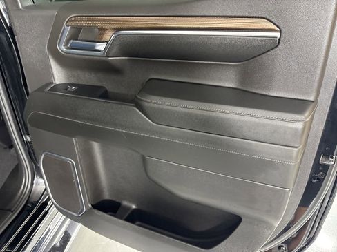 Used 2024 Chevrolet Silverado 1500 LT w/ Protection Package RWD image 25