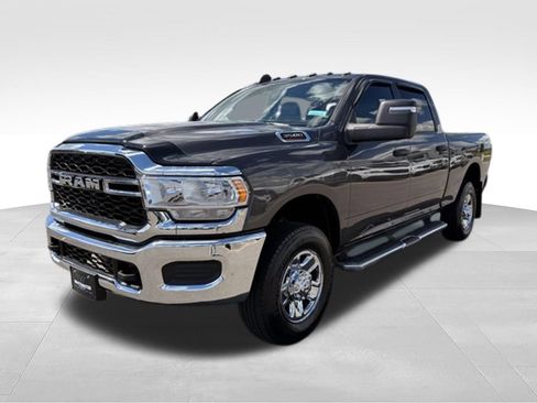 Used 2023 RAM 3500 Tradesman w/ Chrome Appearance Group AWD/4WD image 2