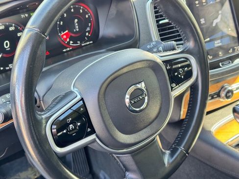 Used 2021 Volvo XC90 T6 Momentum AWD/4WD image 15