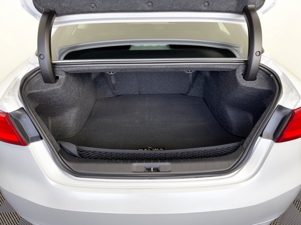 Used 2017 Nissan Maxima Platinum FWD image 28