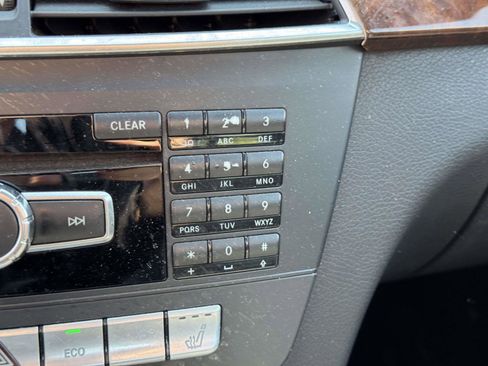 Used 2013 Mercedes-Benz C 300 4MATIC Sedan image 25