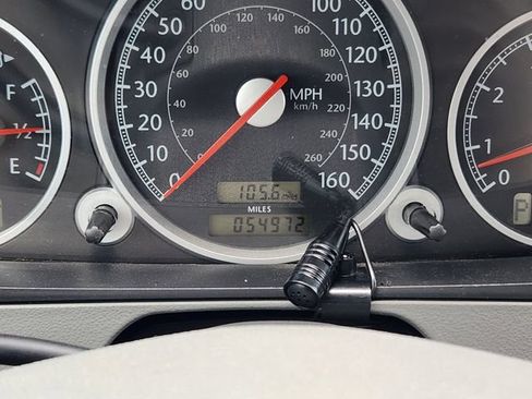 Used 2005 Chrysler Crossfire Limited RWD image 17