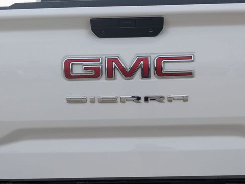 Used 2020 GMC Sierra 1500 SLE w/ SLE Value Package image 14