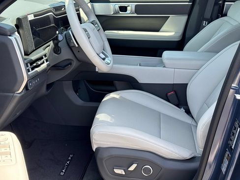 Used 2026 Hyundai Santa Fe SEL FWD image 11