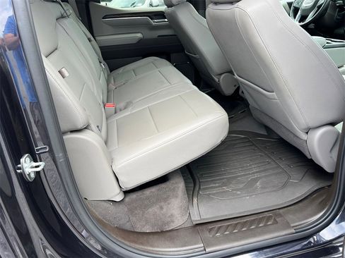 Used 2024 GMC Sierra 1500 SLT image 15