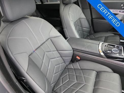 Certified 2023 BMW 760i xDrive AWD/4WD image 29