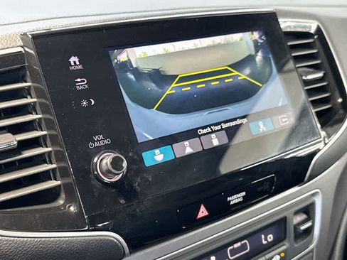 Used 2024 Honda Passport EX-L image 18