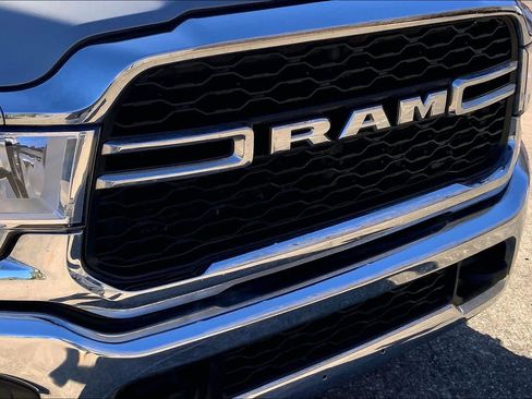 Used 2022 RAM 3500 Tradesman image 28