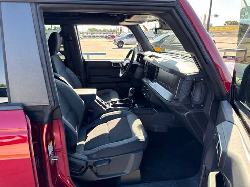 Used 2025 Ford Bronco Big Bend AWD/4WD image 14