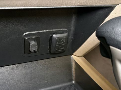 Used 2012 Honda Civic LX image 23