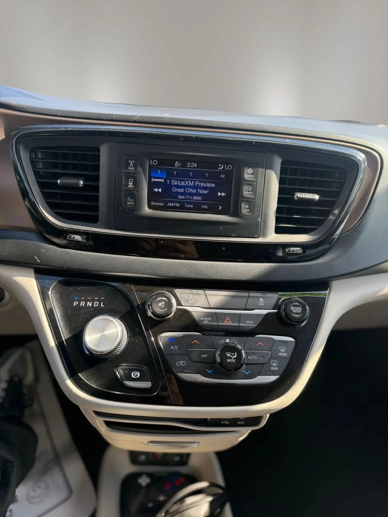 Used 2017 Chrysler Pacifica Touring Plus w/ Security Group FWD image 15
