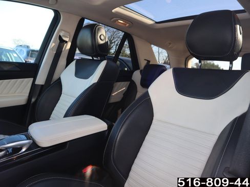 Used 2019 Mercedes-Benz GLE 43 AMG 4MATIC image 16