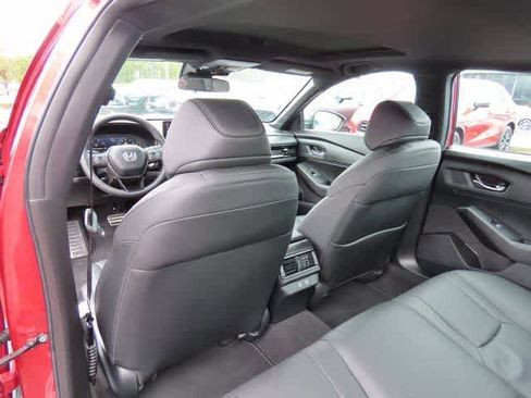 Used 2025 Honda Accord Sport image 14