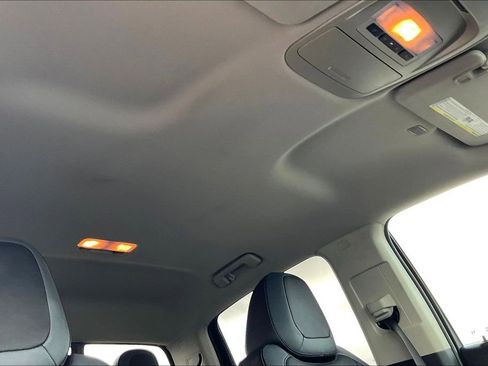 Used 2017 Chevrolet Colorado Z71 image 28