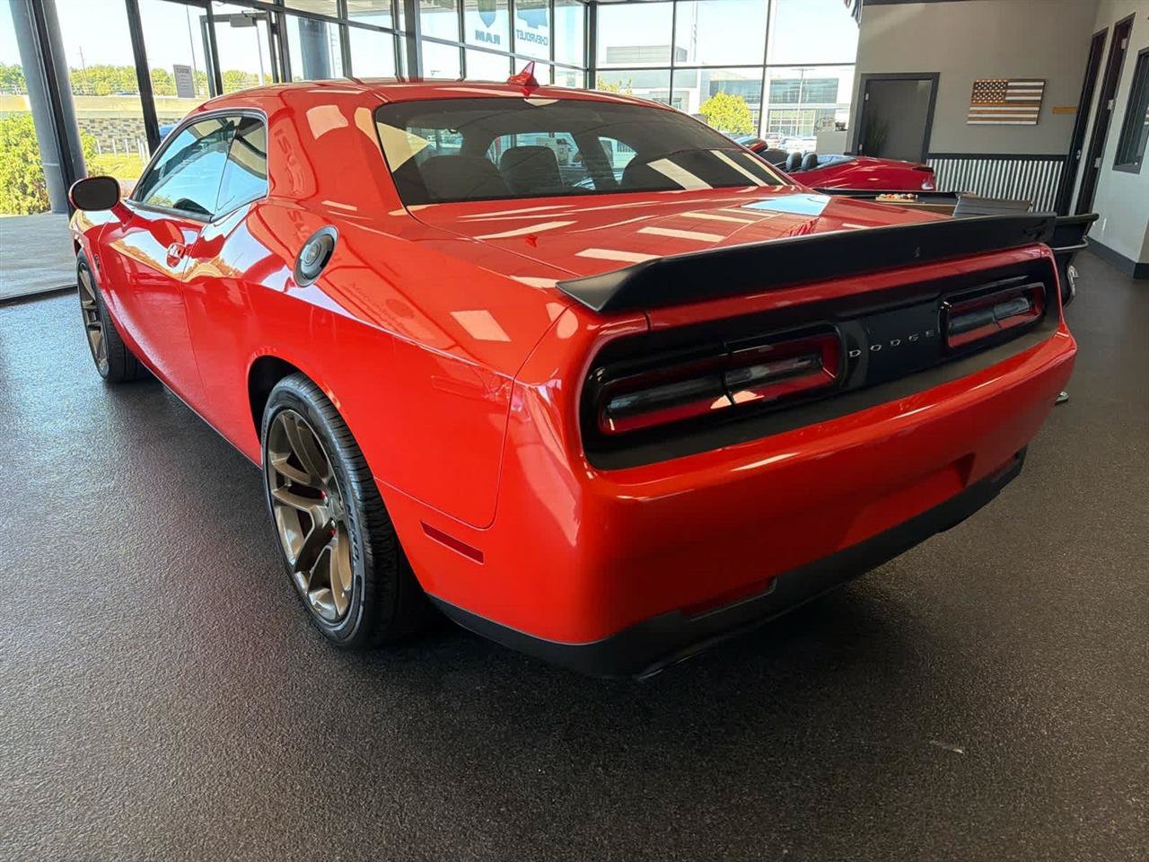 Used 2023 Dodge Challenger SRT Hellcat RWD image 8