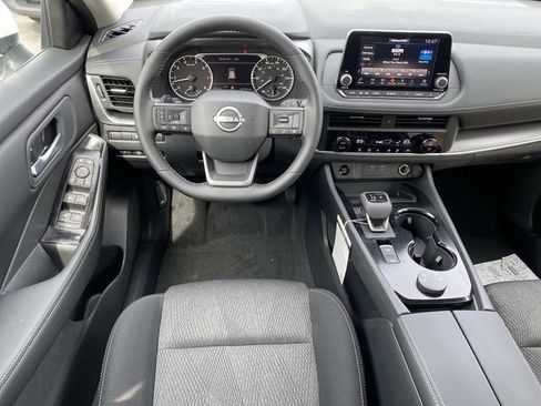 New 2026 Nissan Rogue SV image 8