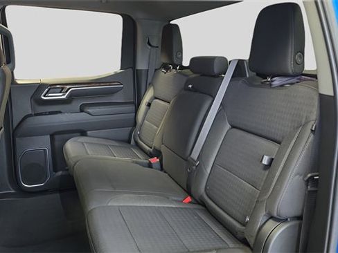 Used 2022 GMC Sierra 1500 Elevation image 18
