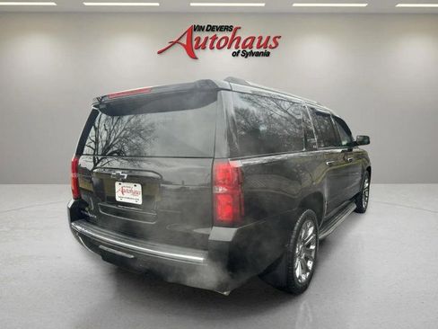 Used 2016 Chevrolet Suburban LTZ image 7