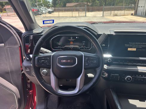 Used 2024 GMC Sierra 2500 SLT w/ SLT Premium Package AWD/4WD image 24